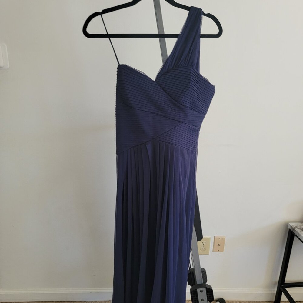Dress - Picture 4 of 6